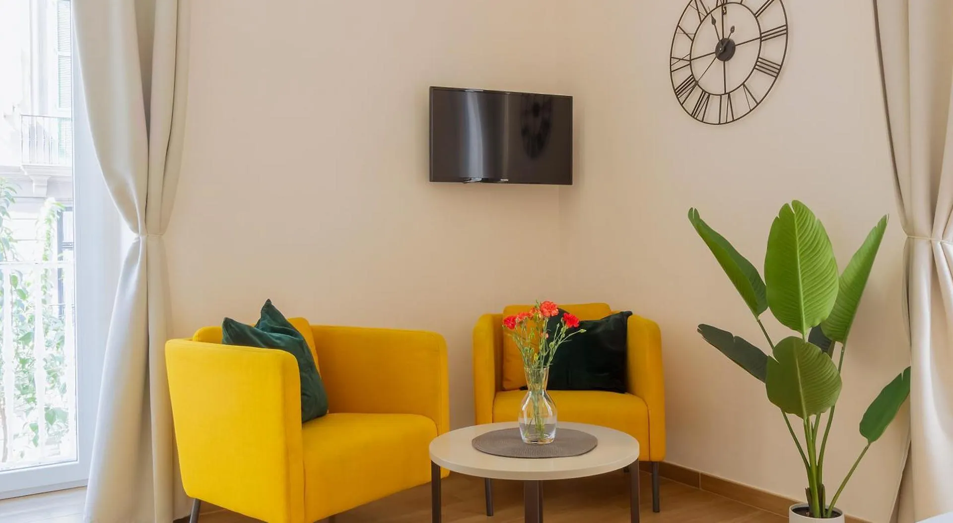 נאפולי Musto Suites & Rooms 2*,  איטליה