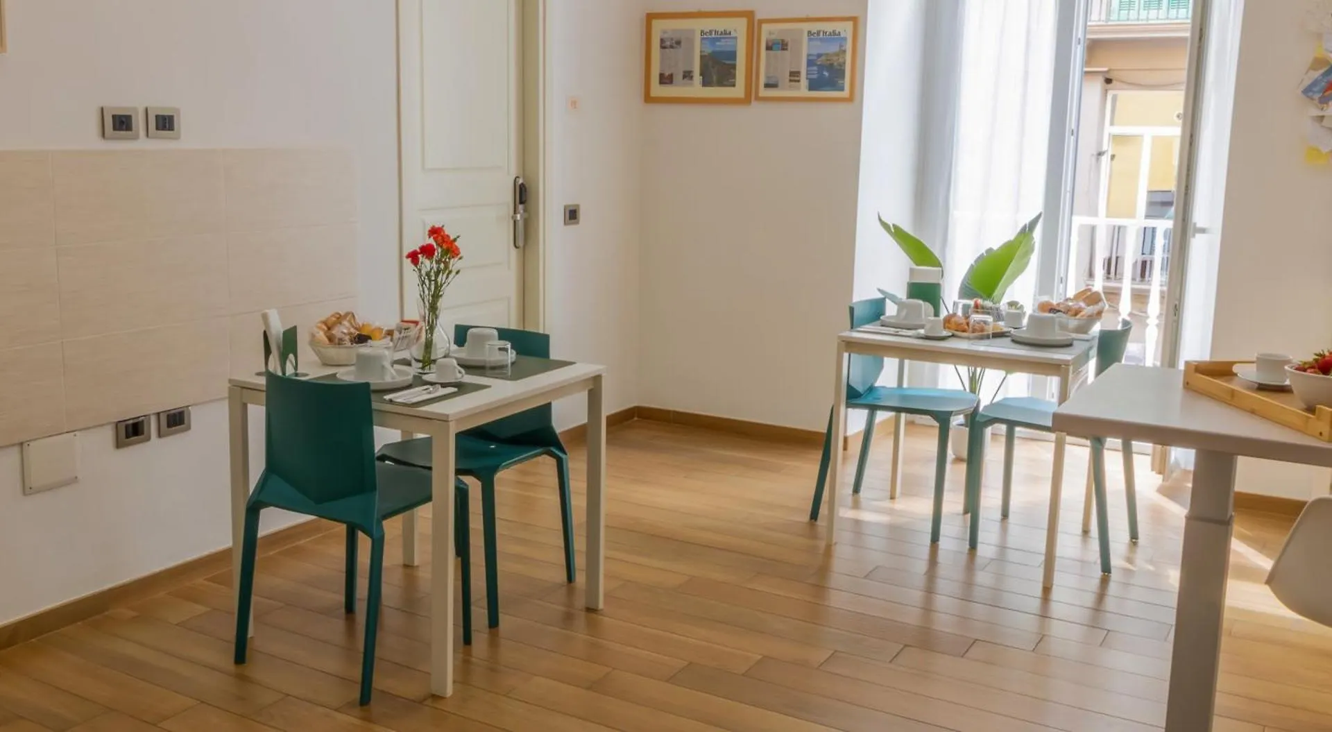 נאפולי Musto Suites & Rooms איטליה