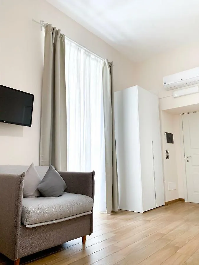 לינה וארוחת בוקר נאפולי Musto Suites & Rooms