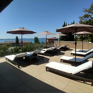 Meridiana 3*, Sirmione Italia