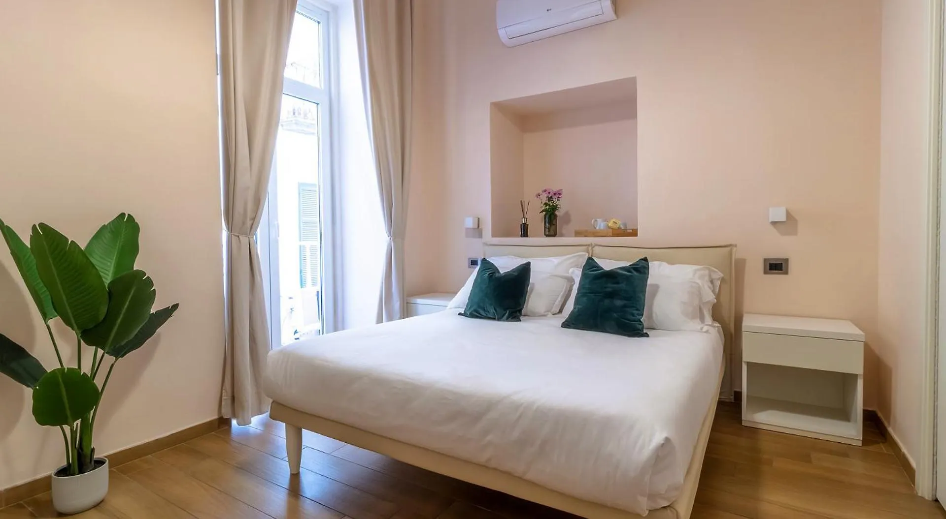 Musto Suites & Rooms Neapel Italien